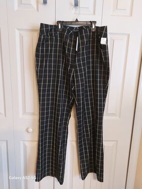 New York & Company Black Trousers with Gold Windowpane Grid